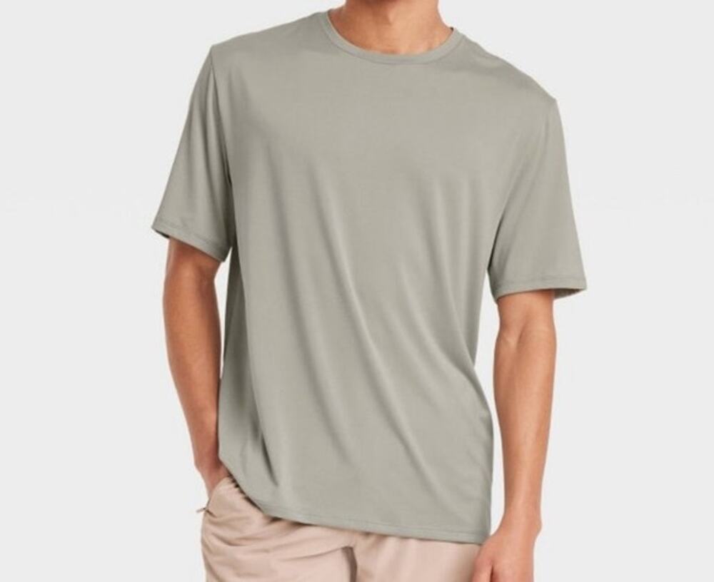 All in Motion Tee Men's Medium Light Olive Lightweight Relaxed Short Sleeve NWT